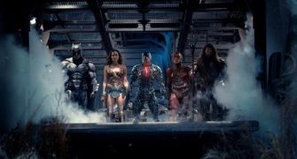 正义联盟是DC首部英雄联盟电影